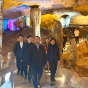 慈利县人大代表江垭小组开展调研活动