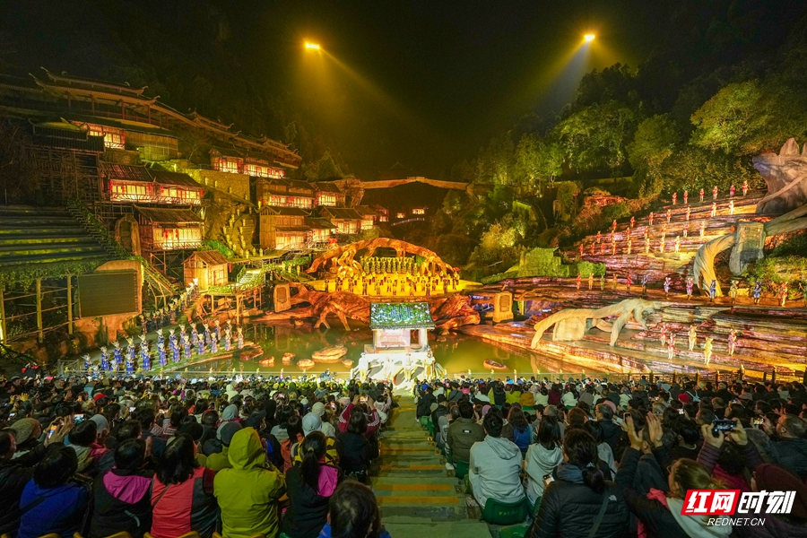 峡谷为台 仙境为幕 《天门・狐仙》3月13日震撼开演