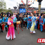 上元灯火耀武陵 镜头定格民俗情