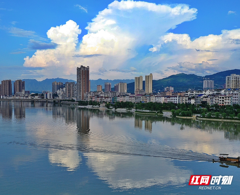 张家界春色四重奏③｜在慈利的春天里，泡一池暖汤，感受一次心跳