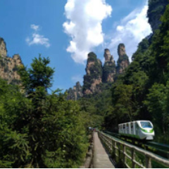 网络评论｜宜常高铁为湘西北文旅腾飞赋能