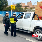 张家界交管一大队：启动集中整治行动 护航城区交通与蓝天