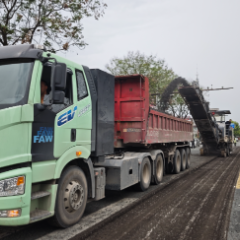 张家界市：党建引领攻坚抢修 官黎路破损路面焕新通行