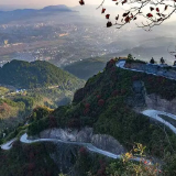 公路交通助张家界崇山村焕发生机