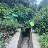 湖南高速集团张家界分公司桑植管理所积极开展路面巡查，筑牢高速汛期安全防线