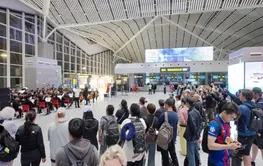 张家界机场非遗演出解锁旅途新体验