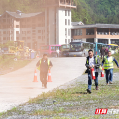 张家界市交通运输局组织开展车辆交通事故暨山洪地质灾害综合应急演练