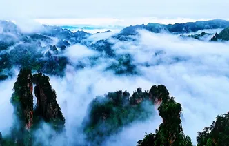 云岫生烟 峰林藏韵 张家界黄石寨揽尽山河仙气