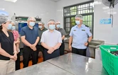 陈澎调研督导“校园餐”管理工作