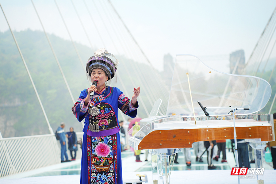 张家界宠游客｜山水遇知音 文旅焕活力 张家界大峡谷解锁文旅融合新场景