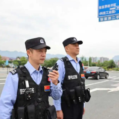 五一“警”色——你在风景里，我在守护里