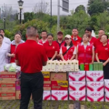 张家界武陵源：庆“七一”志愿服务进景区，“党建红”温暖八方客