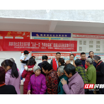 苏仙区：“三进一亮、为民办实事”健康义诊进陈家湾社区