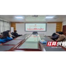 北湖区医保局组织全体党员学习收看《榜样5》 专题节目