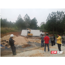宜章天塘镇：成功拆除一栋违法占用耕地建筑