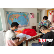 桂东：“敲门行动”筑牢疫情防控屏障
