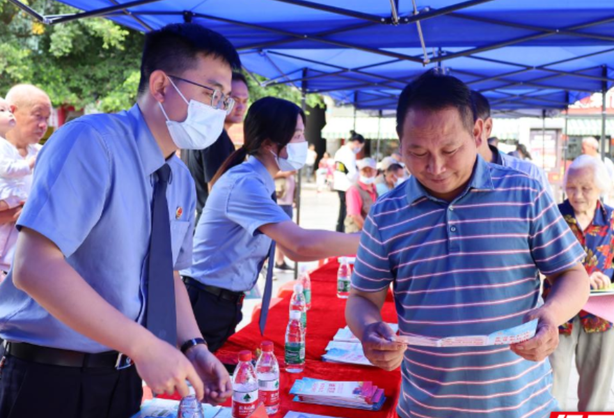 宜章县检察院开展世界环境日主题宣传活动