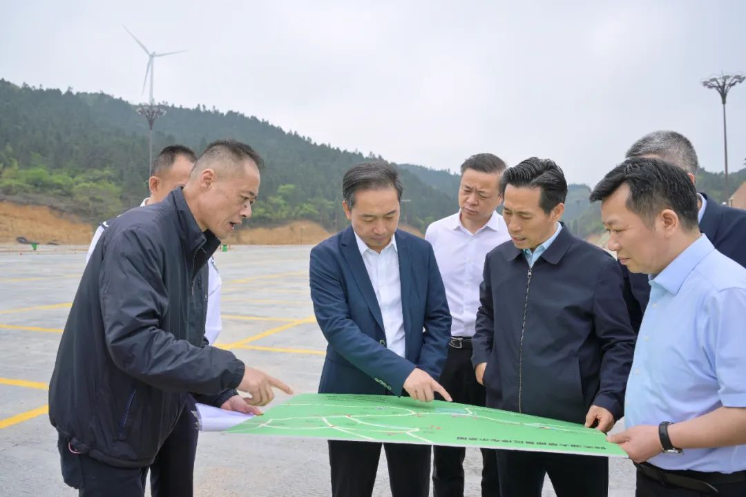 用心做好服务 守牢安全底线 营造欢乐祥和的节日氛围