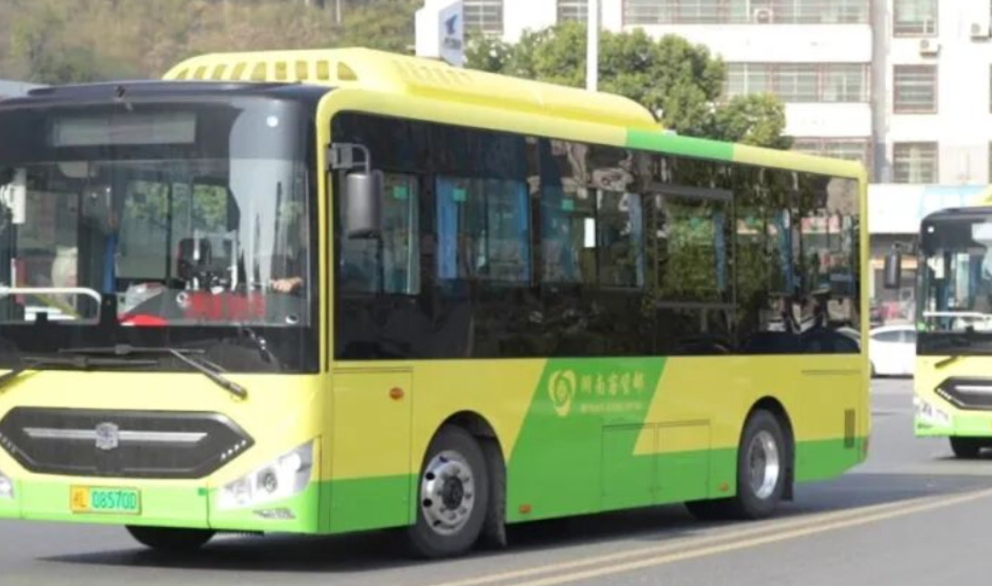 宜章县：创建城乡客运一体化示范县  打通群众出行“最后一公里”