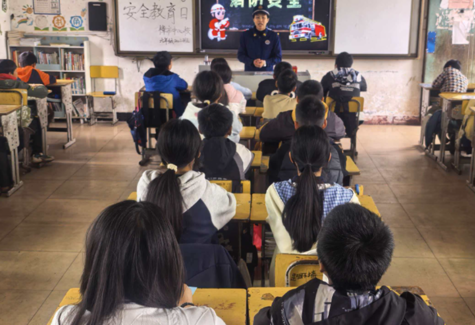 桂阳县：以演筑防 以学促安 筑牢校园消防安全屏障