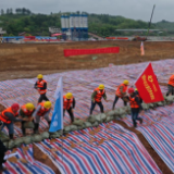 湘江三级航道近尾洲二线船闸工程举行防洪度汛应急演练