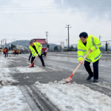 湖南公路人迎战冰雪 为春运保驾护航