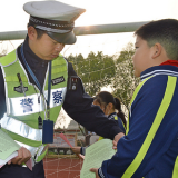 澧县：交通宣讲进校园  警校共教“护安全” 