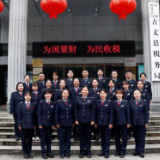 国家税务总局古丈县税务局办税服务厅：突出 “三个服务” 唱响茶城税收“巾帼之歌”