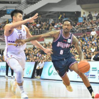 图集 | 10月13日CBA季前赛岳阳站精彩图集