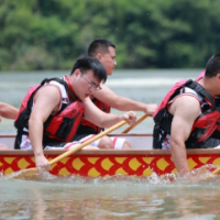 苏仙区“山水福地 遇见郴州”飞天山龙舟赛开赛