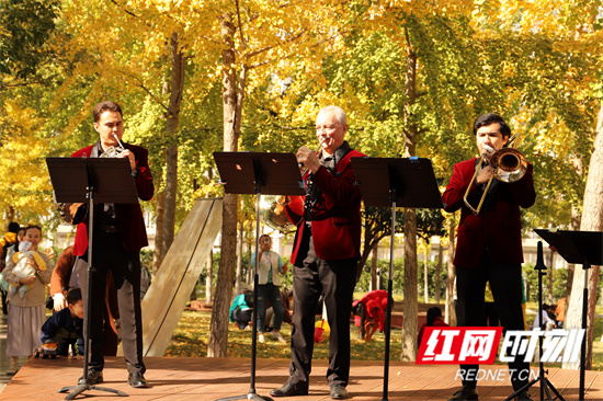 户外音乐会现场 李慧敏 摄.jpg