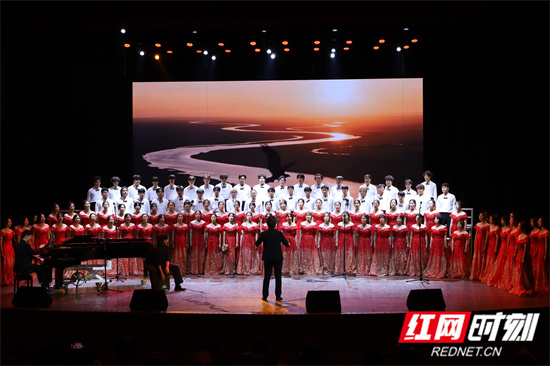 艺术学院合唱团 莫家萱摄.jpg 艺术学院合唱团 莫家萱摄.jpg