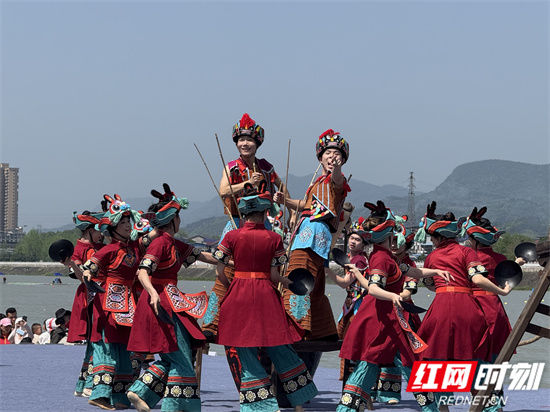 舞蹈演出 黄星栋摄.jpg