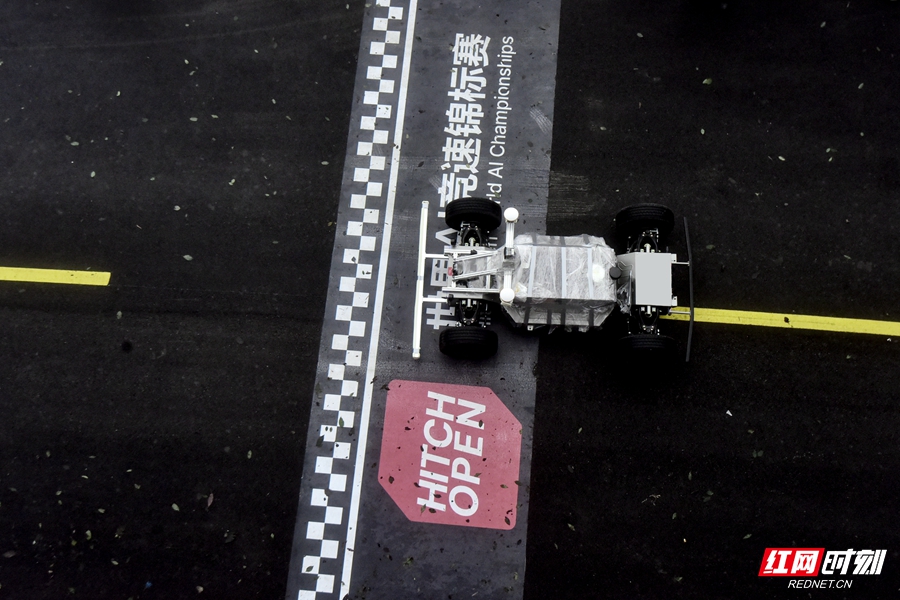 微信图片_20251018224750_146_4_副本.jpg