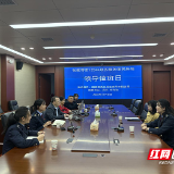 张家界税务:“一把手”接线“12345”倾听群众的“声音”