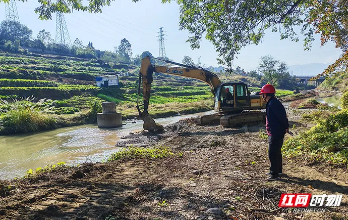 张家界：永定城区太极溪截污次干管维修整治工程开工