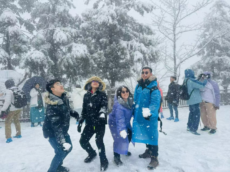 雪落天子山 跨年遇仙境——张家界国家森林公园邀您共赴冰雪元旦之约