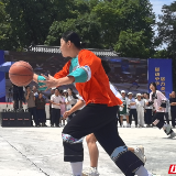 张家界：首届姊妹篮球赛 万众笑颜如花开