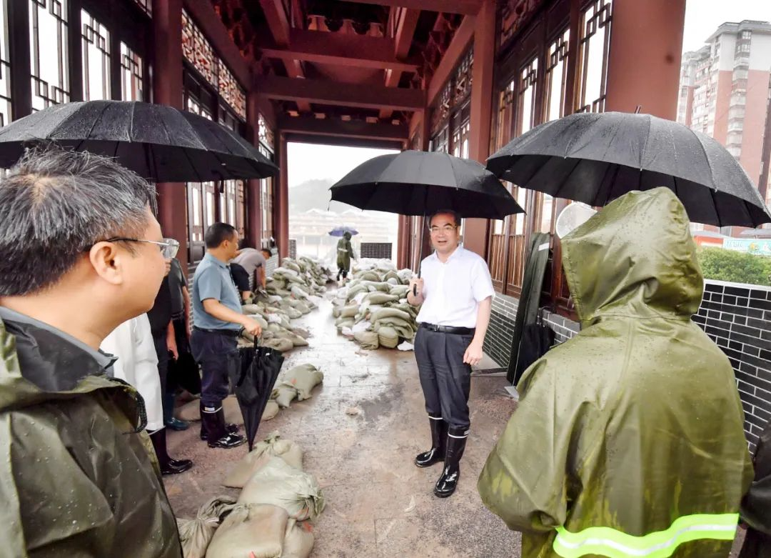 刘革安调研督导防汛抗灾工作