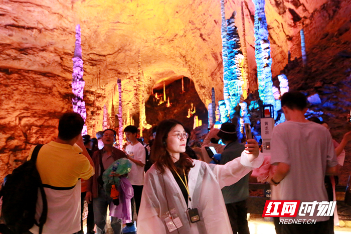 渝厦高铁引客来，四川百强门店旅行商组团考察张家界