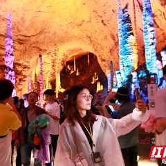 渝厦高铁引客来，四川百强门店旅行商组团考察张家界