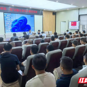 张家界：绷紧安全弦 夯实2025全市道路运输行业安全防线