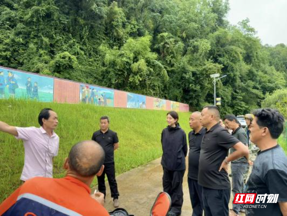 张家界永定区选调生“天门青声”宣讲团：移动情景课堂让漩水村红色历史“声”入人心