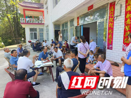 慈利县二坊坪镇二溪村：筑牢安全防线  共建美丽乡村