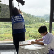 从“留守”到“增收”  ——张家界武陵源区“妈妈零工车间”破解留守妇女家庭与生计难题