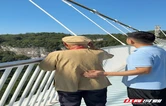 悬崖上的感动：张家界大峡谷景区推出礼敬军人特别举措