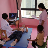 张家界：省市医疗专家为山区孩子上好“开学第一堂健康公益课”