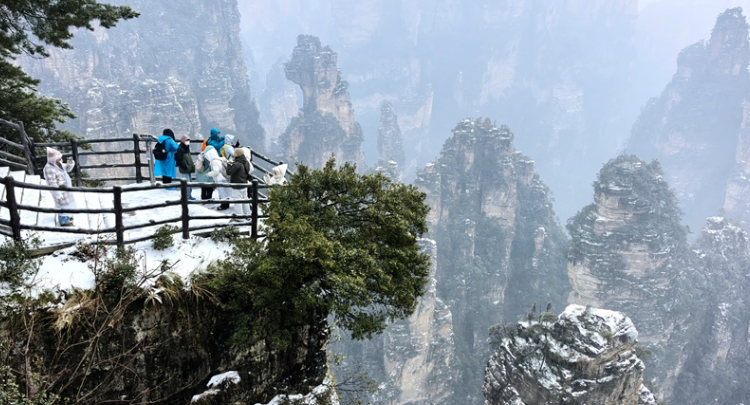 雪落奇峰！张家界把冬天绘成了水墨仙境
