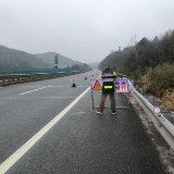 迎雪而动！张家界高速开展抗冰保畅工作