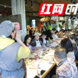 张家界学院工会多彩活动庆祝“三八”国际妇女节